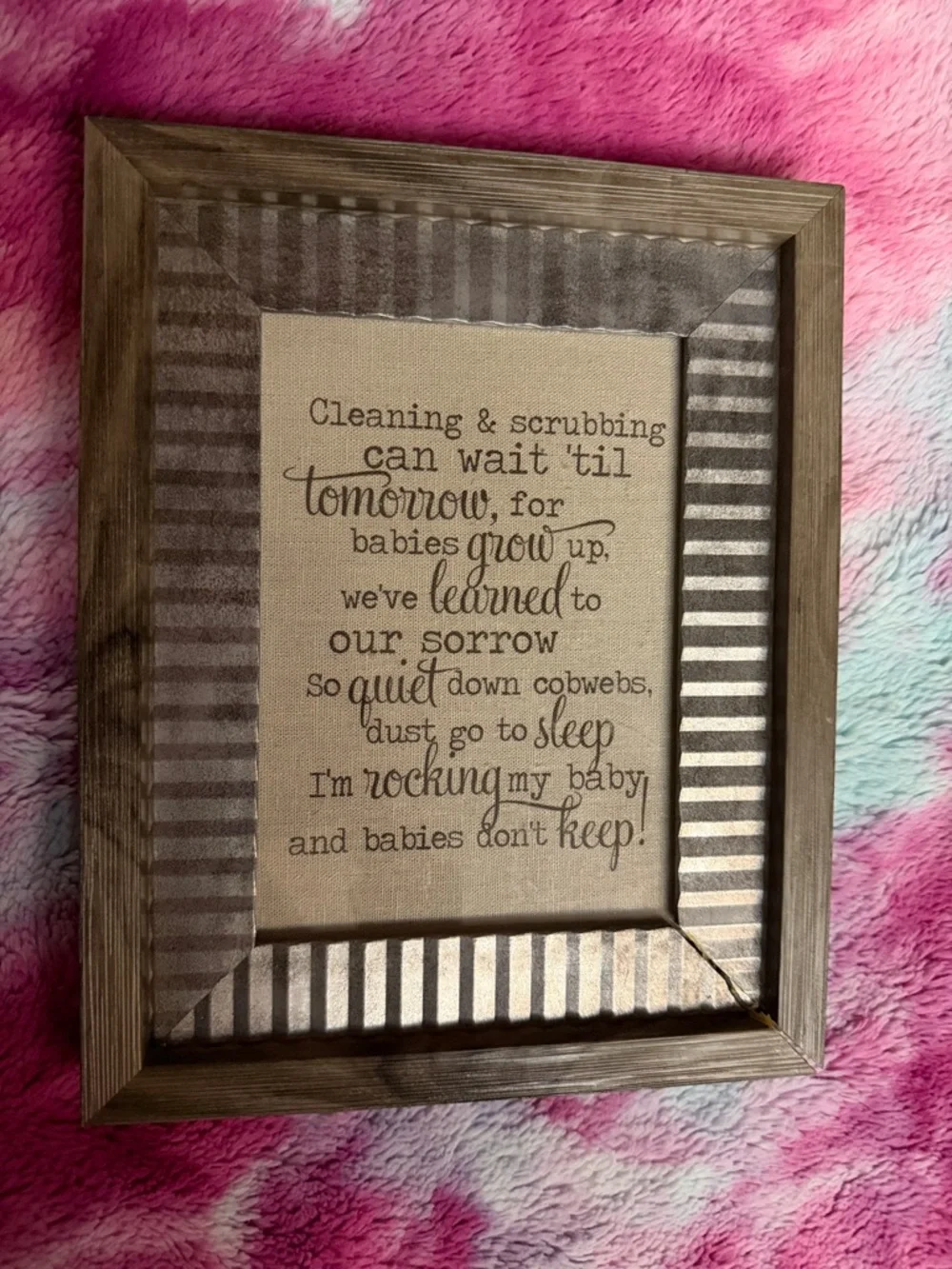 Ju-Ju-Be Bib & Text in Rustic Frame - Picture 5 of 7